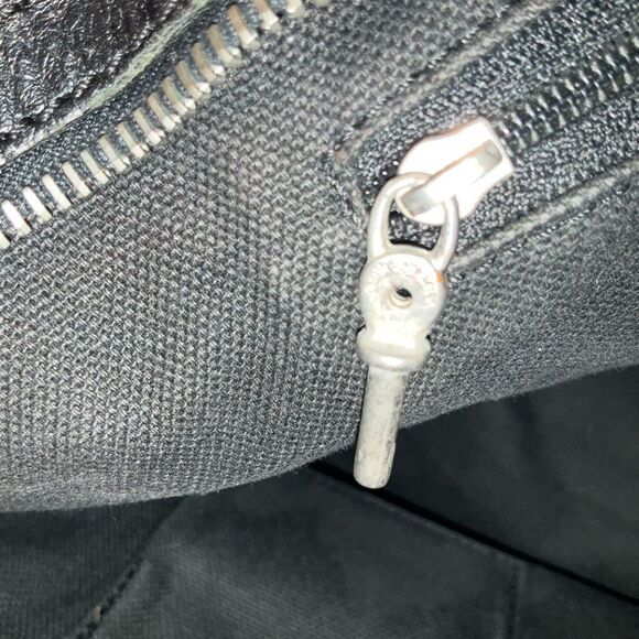 Burberry tote - Picture 6 of 6